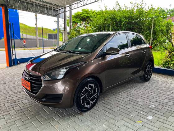 HYUNDAI HB20 1.6 COMFORT STYLE 16V FLEX 4P MANUAL